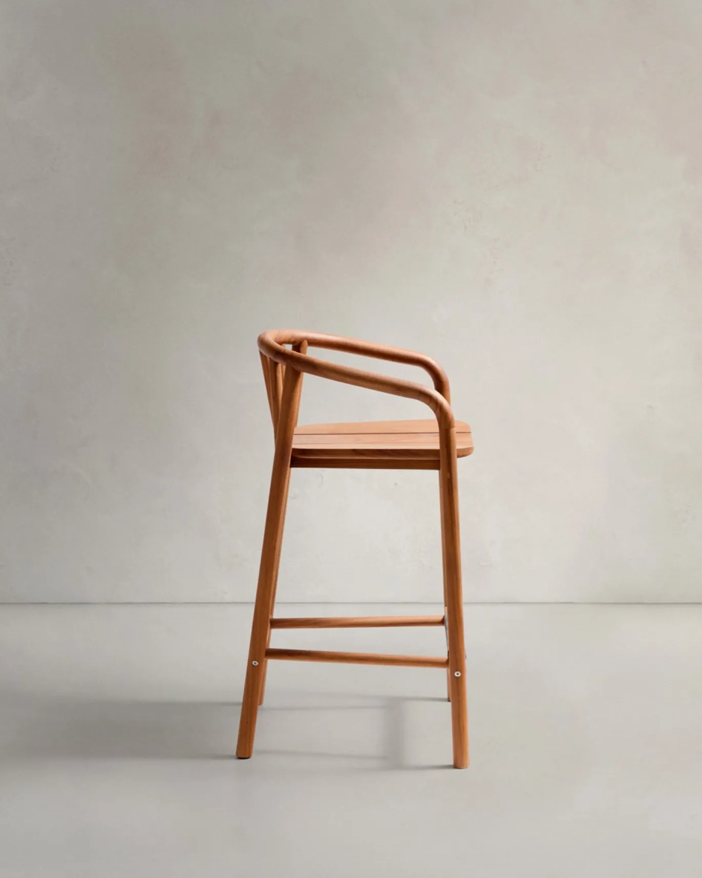 Kave Home Buitenkruk Turqueta Hoog Teakhout 65cm