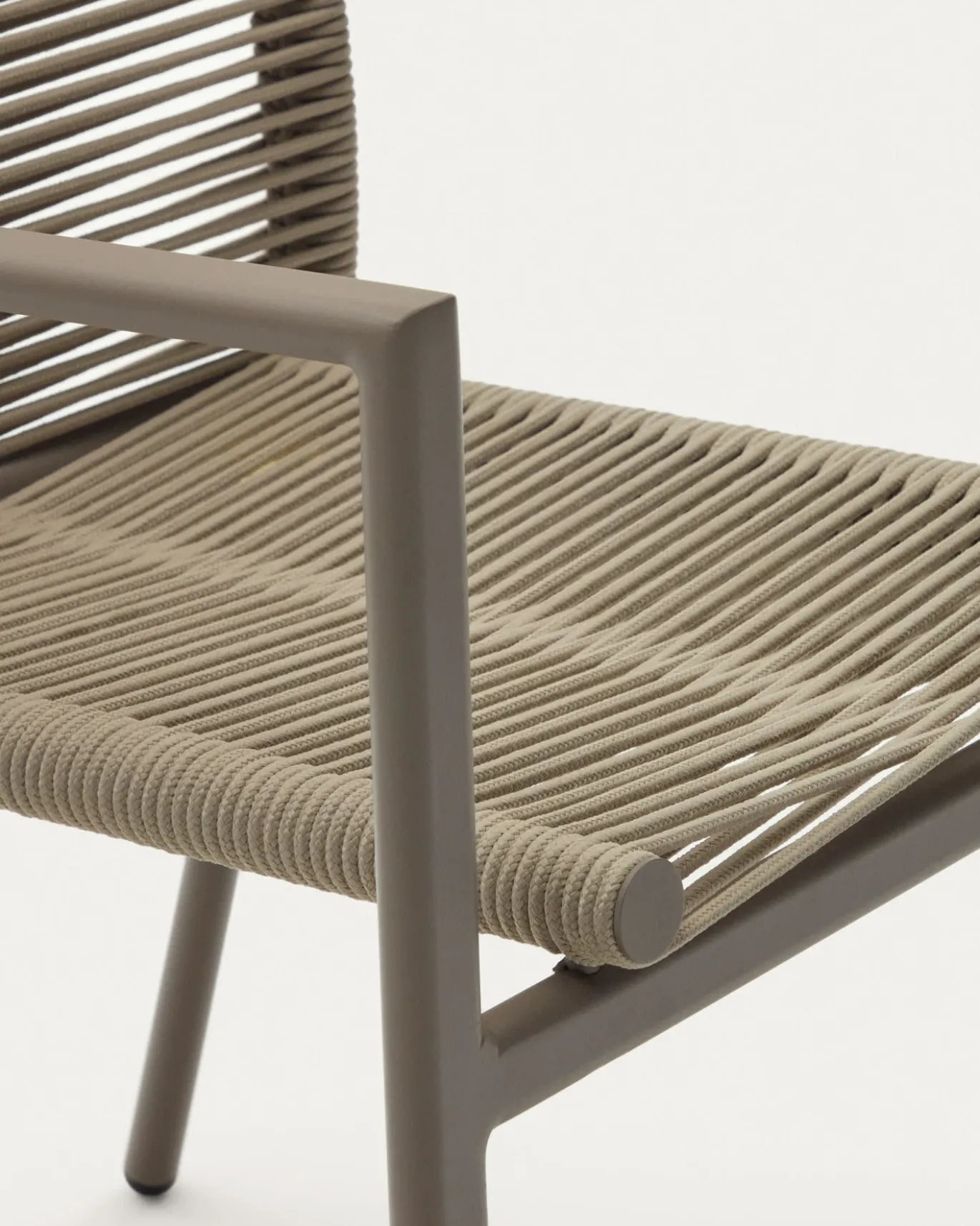 Kave Home Buitenstoel Culip Touw en Bruin Aluminium