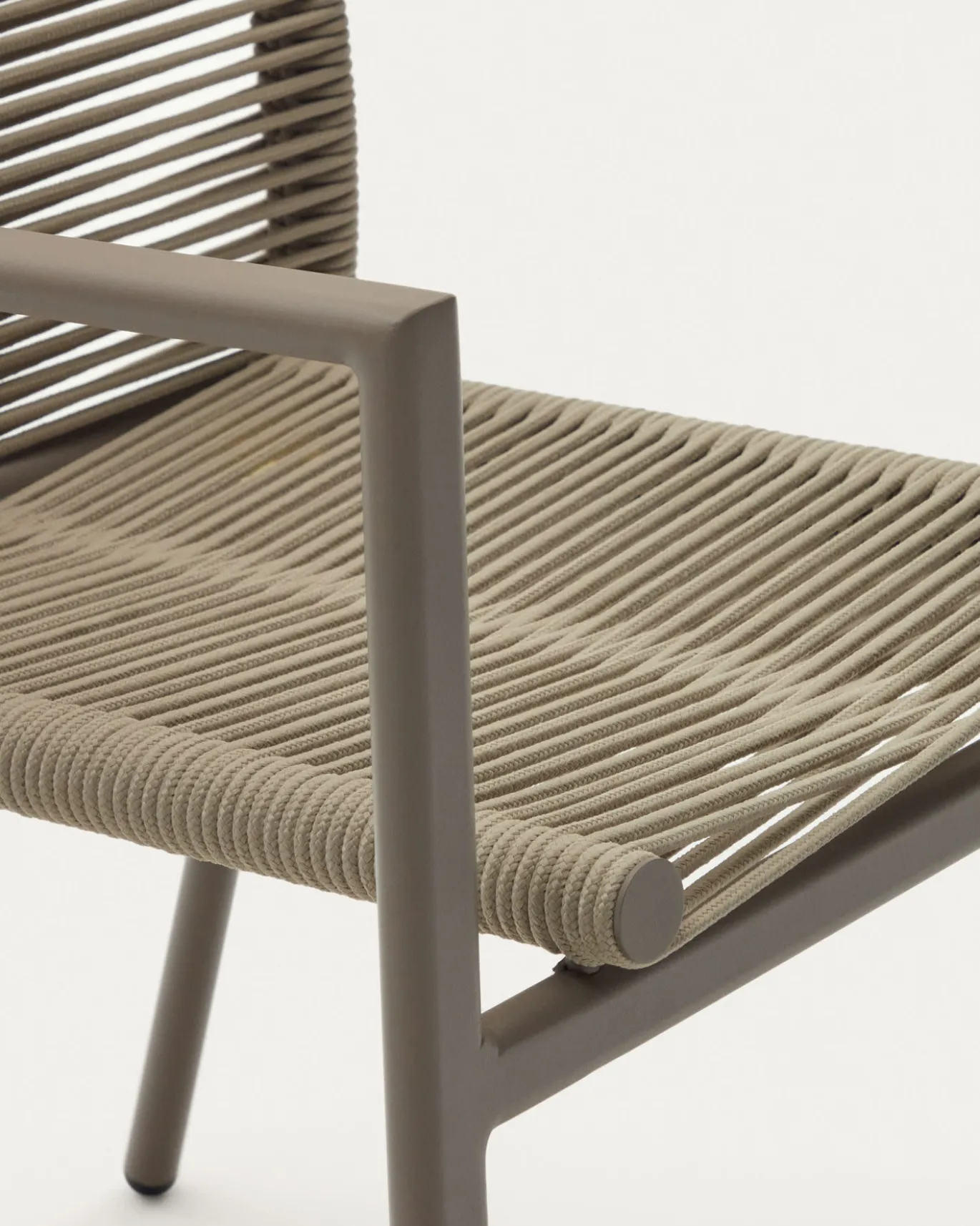 Kave Home Buitenstoel Culip Touw en Bruin Aluminium