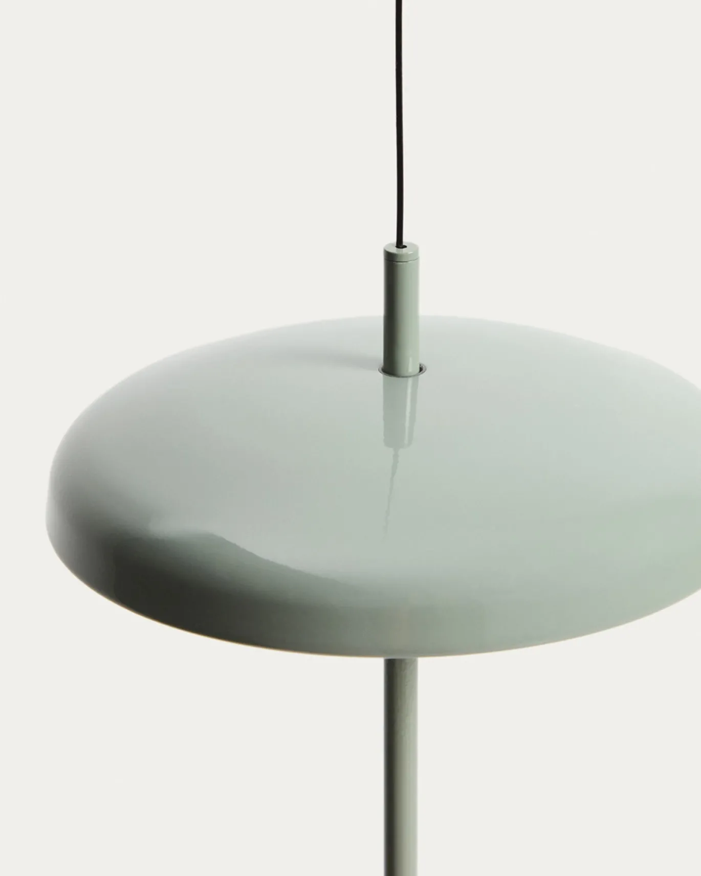 Kave Home Draagbare Plafondlamp Porte Lichtgroen Aluminium Ø16cm