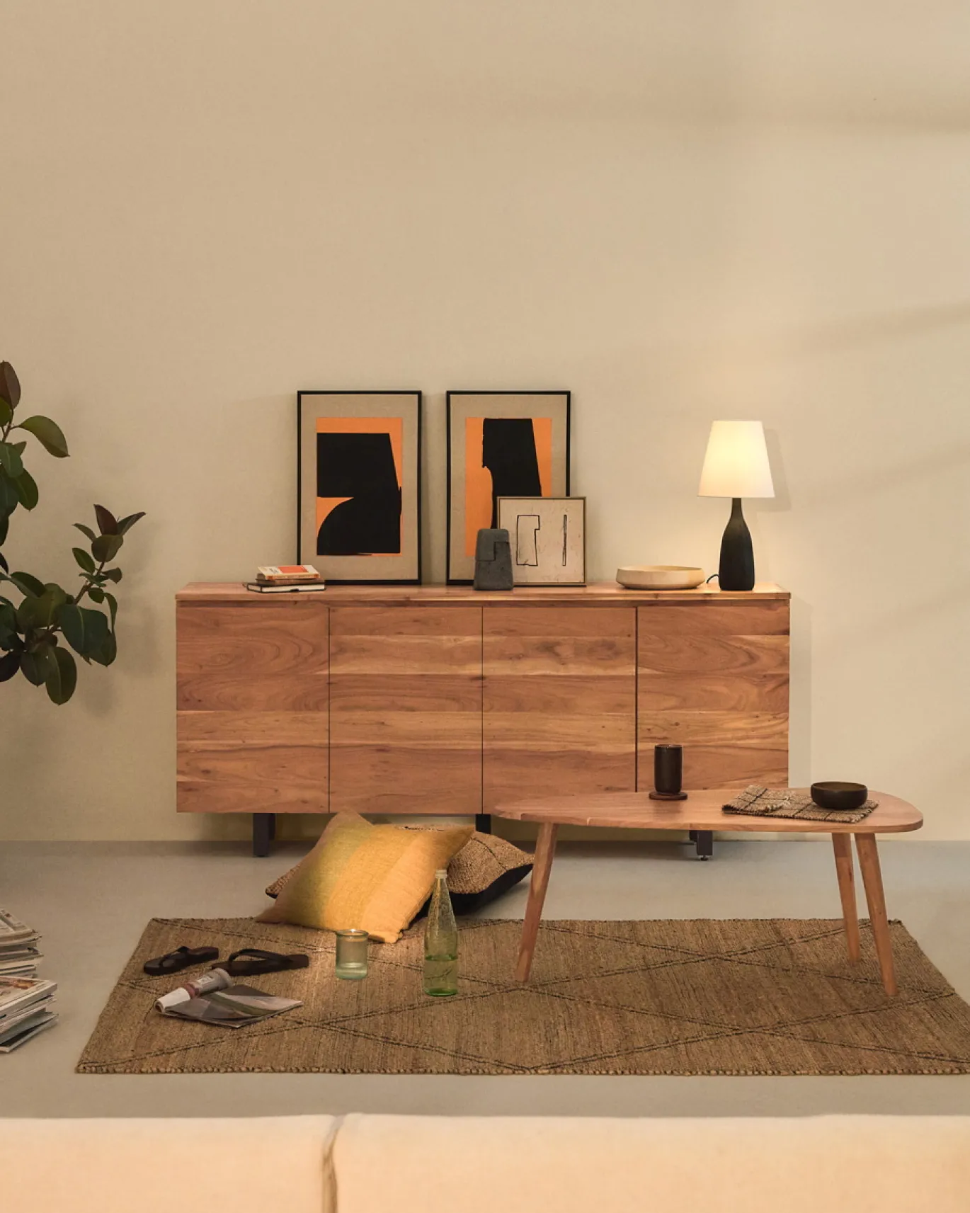 Kave Home Dressoir Uxue 4-Deurs Acaciahout Naturel 200x88cm
