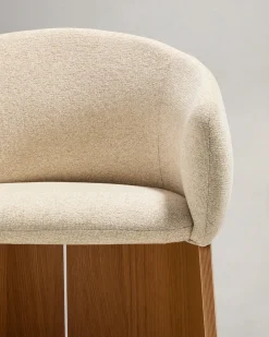Kave Home Eetkamerstoel Bosca Beige Chenille en Eikenfineer