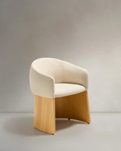 Kave Home Eetkamerstoel Bosca Beige Chenille en Eikenfineer