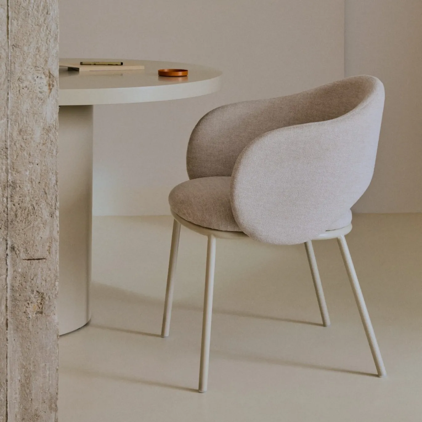 Kave Home Eetkamerstoel Maina Beige