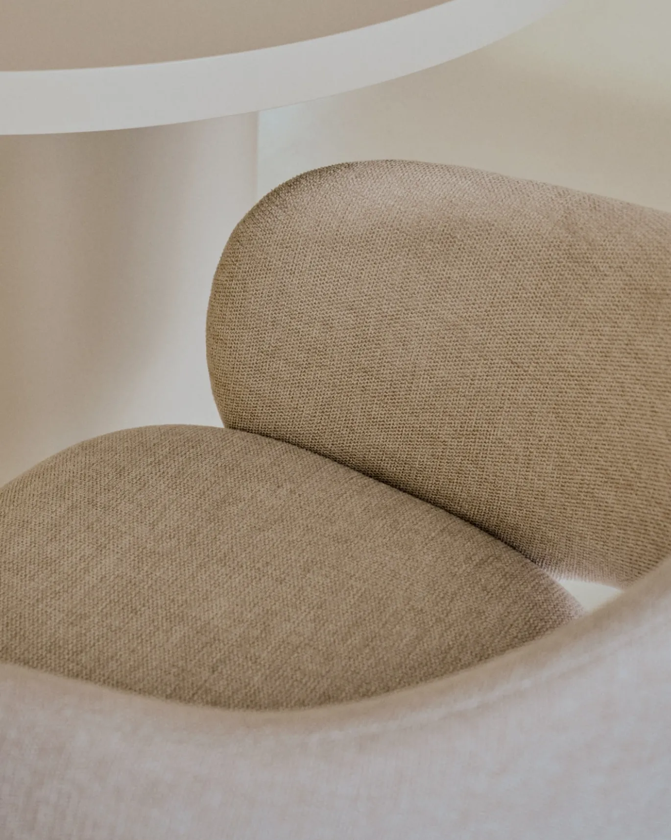 Kave Home Eetkamerstoel Maina Beige