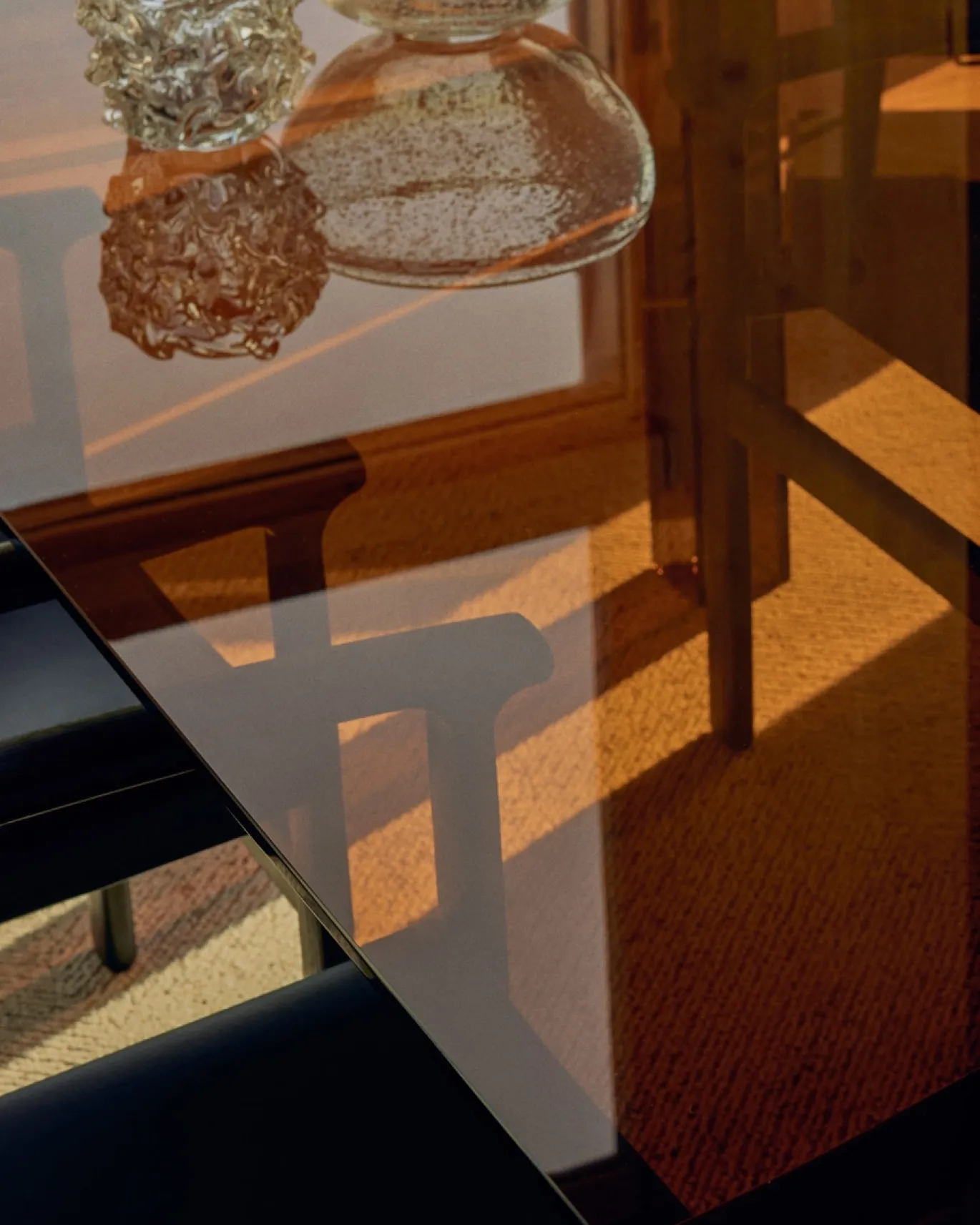 Kave Home Eettafel Adularia Glas Bruin 200cm