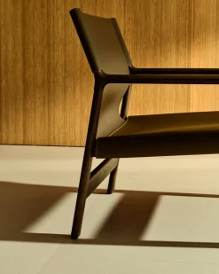 Kave Home Fauteuil Jan Donkerbruin Essenhout Walnoot
