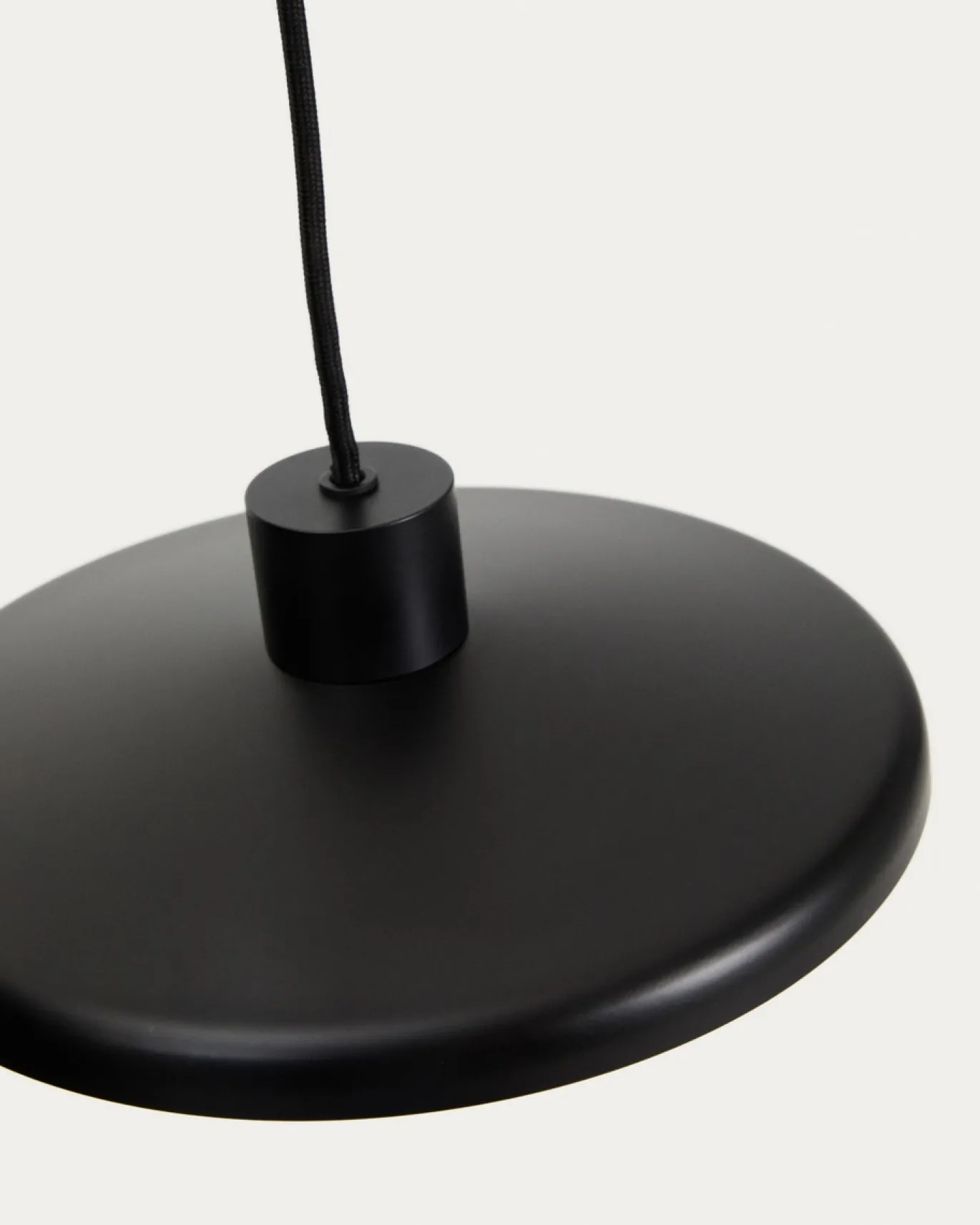 Kave Home Hanglamp Nuvira Gesatineerd Zwart Metaal