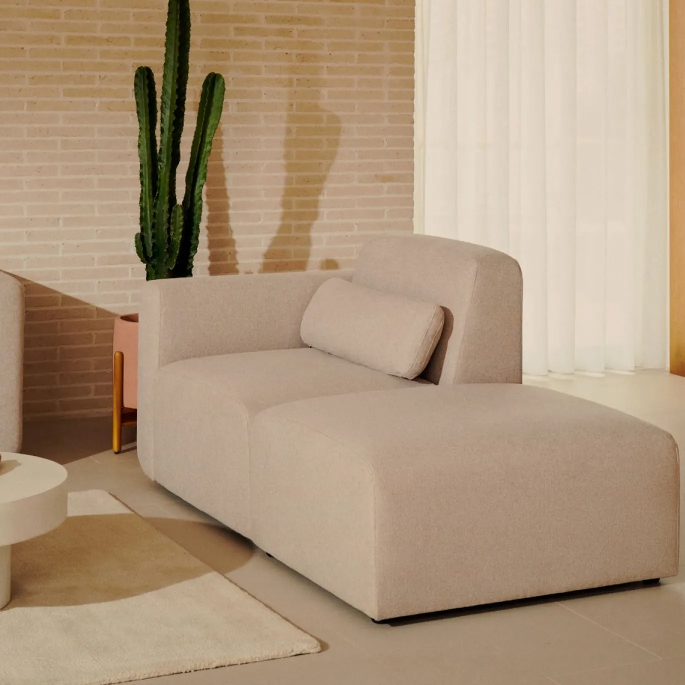 Kave Home Hocker Neom Terminal Beige 75x89cm