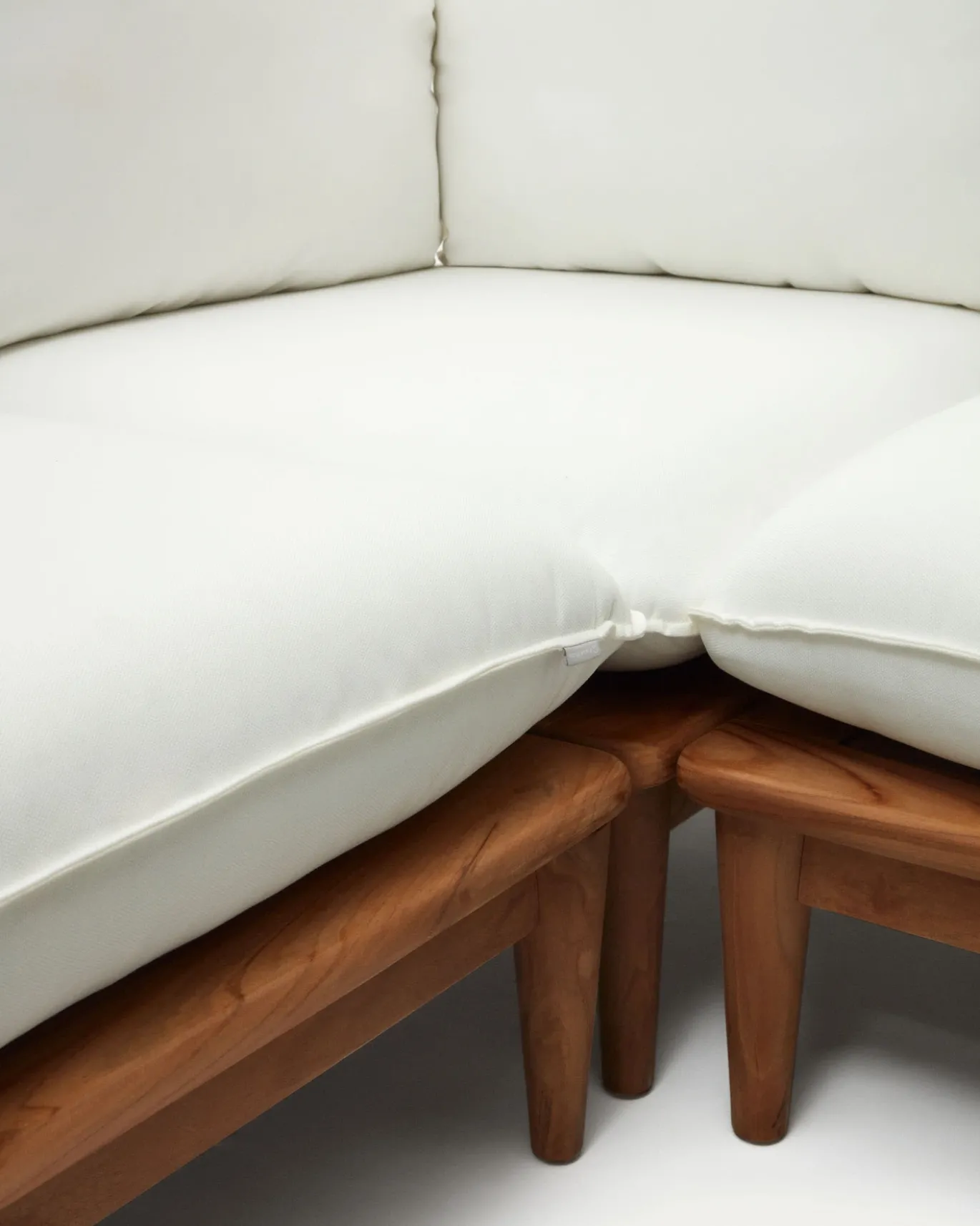 Kave Home Hoekbank Portitxol 2-Modulair met Salontafel Teakhout