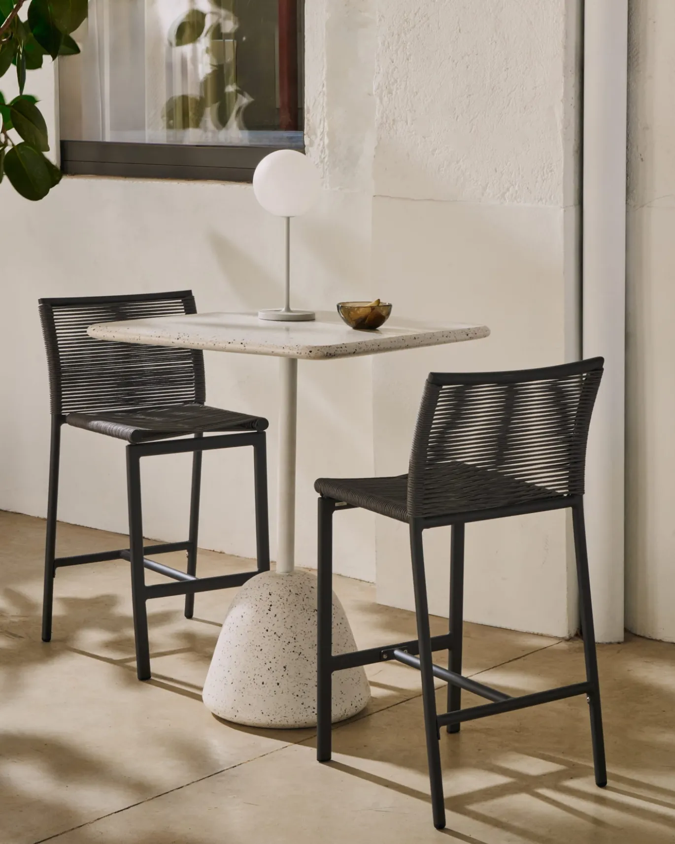 Kave Home Hoge Bartafel Saura Wit Terrazzo Blad 99x70x70cm