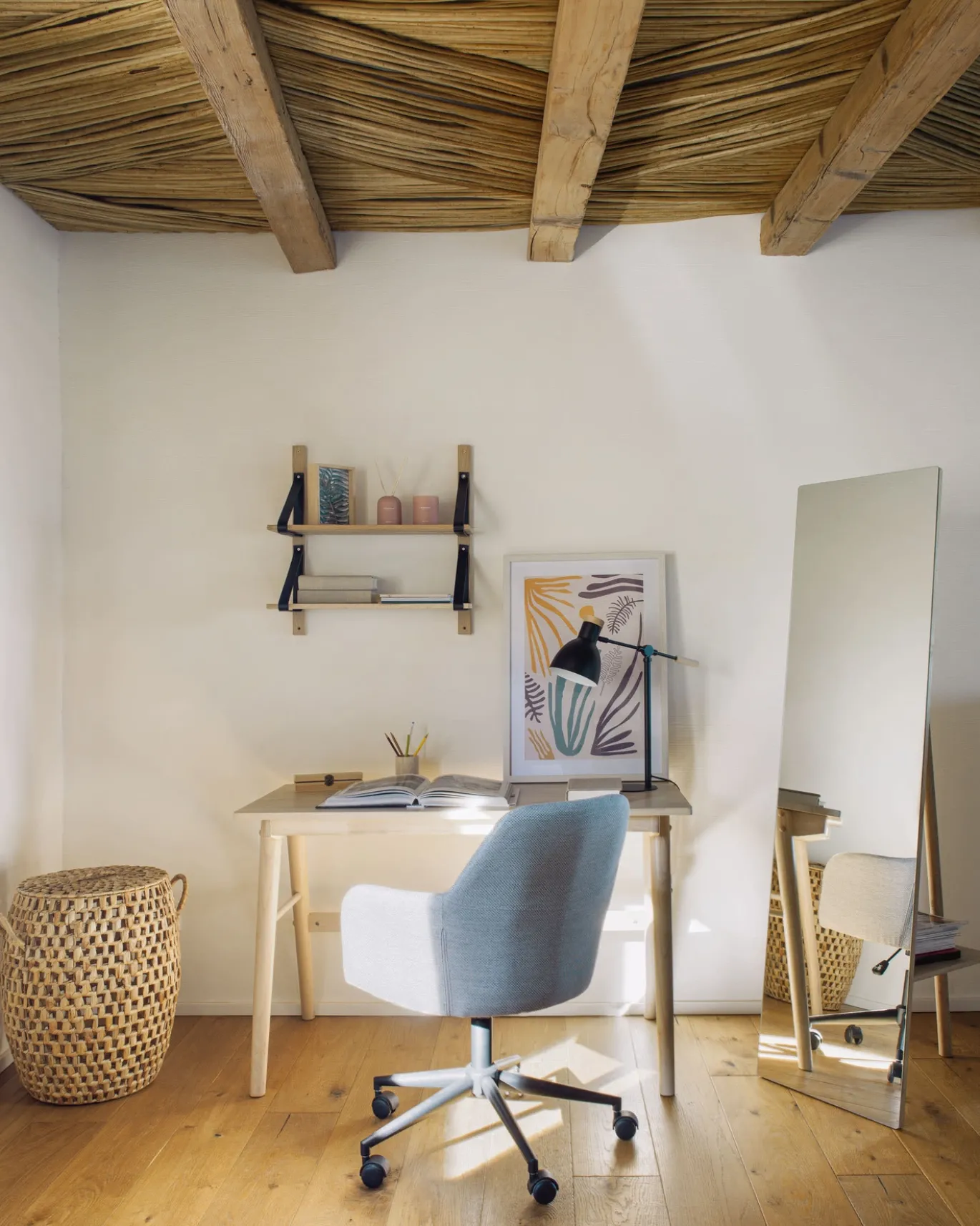 Kave Home Kapstok Keisy met Spiegel 45x160cm