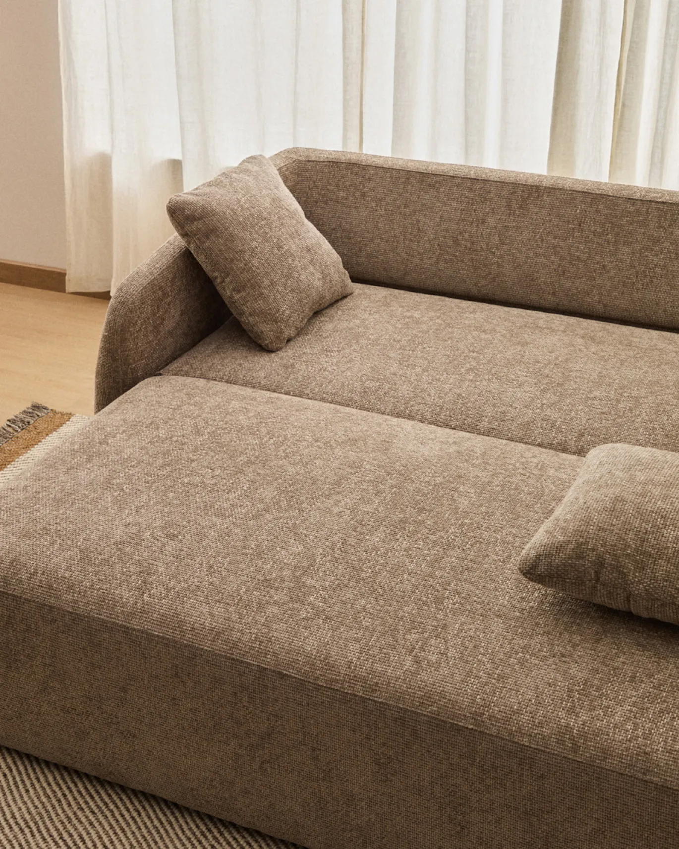 Kave Home Laira Slaapbank 3-zits Chenille Taupe