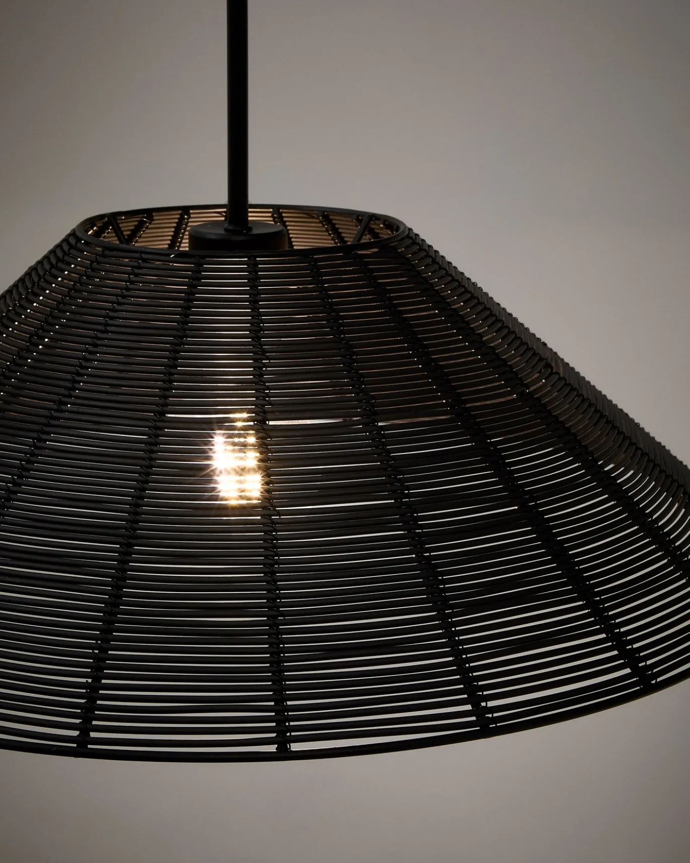 Kave Home Lampenkap Saranella Voor Plafondlamp Zwart Rotan Ø50cm