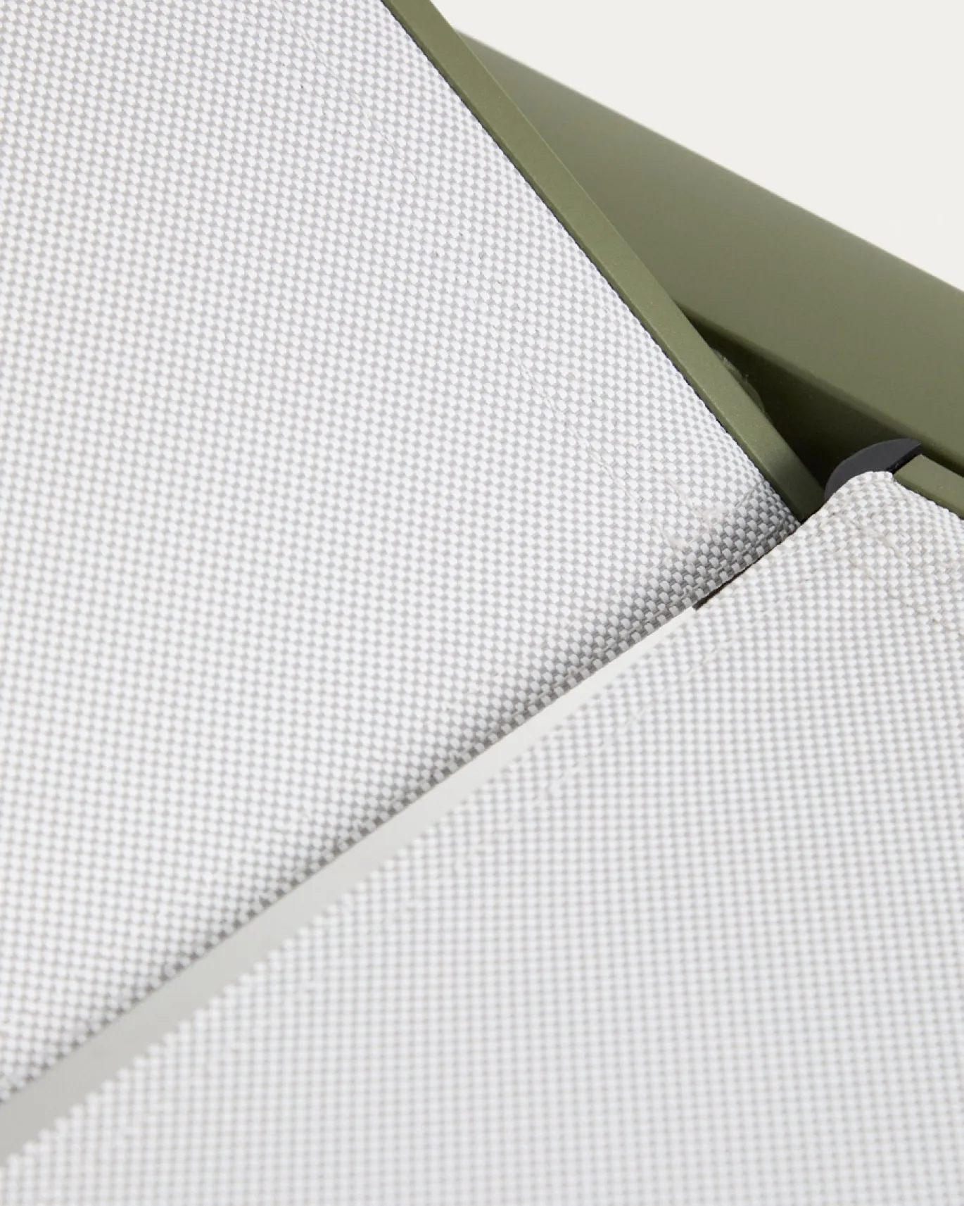 Kave Home Ligbed Capraia Stapelbaar Aluminium Groen