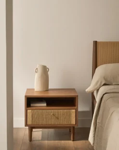 Kave Home Nachtkastje Elan Notenfineer 51x45cm