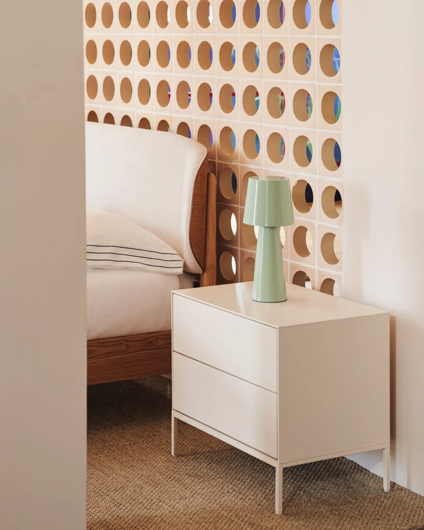 Kave Home Nachtkastje Vedrana 2 Laden Witgelakt Mdf 60x55cm