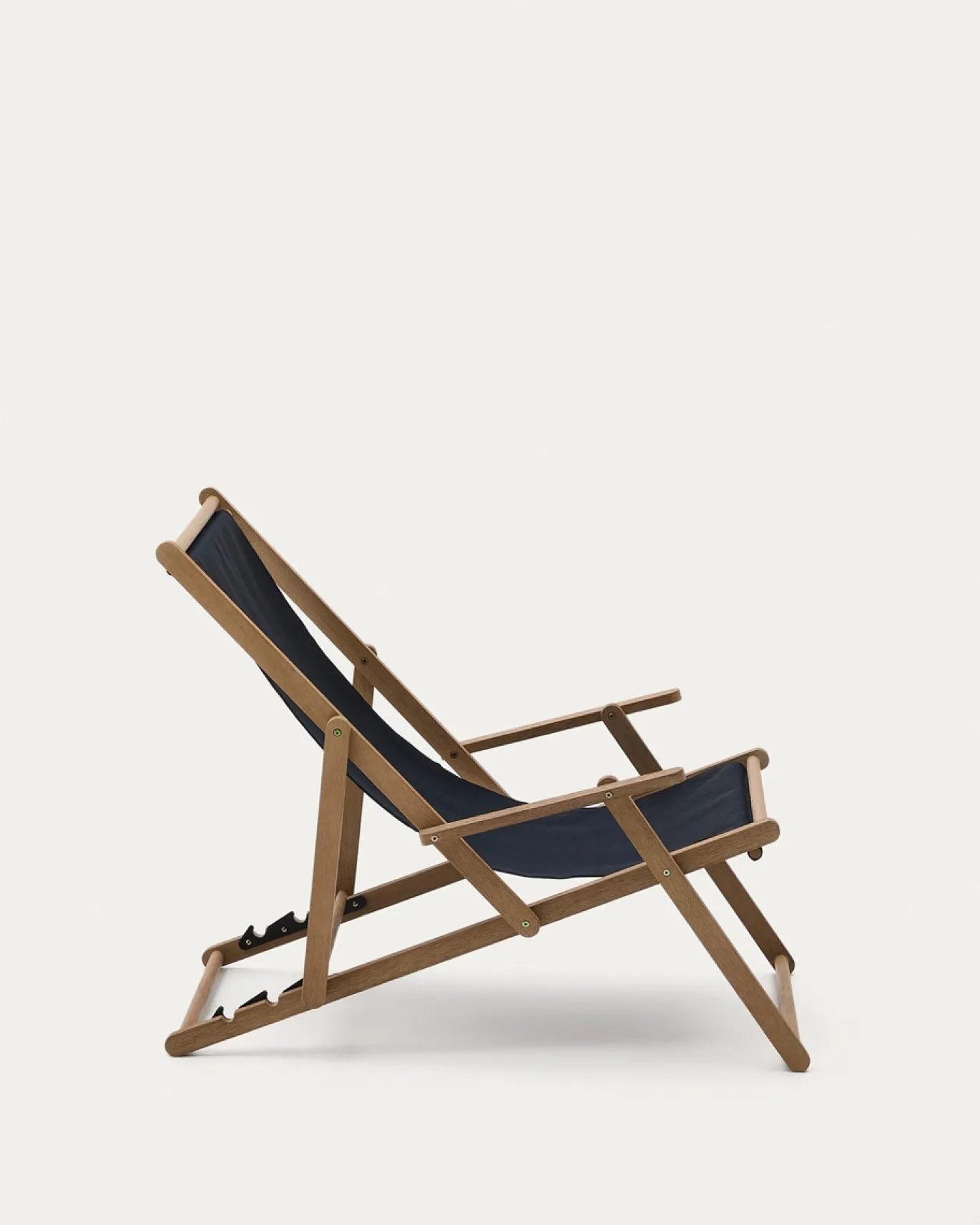 Kave Home Opklapbare Strandstoel Vilara Zwart Outdoor Acaciahout