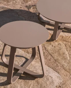 Kave Home Outdoor Bijzettafel Tamaris Aluminium Taupe Ø48cm
