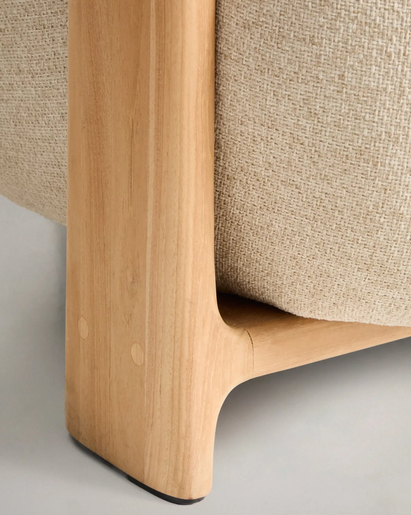 Kave Home Outdoor Fauteuil Granite Beige/Naturel Massief Teakhout