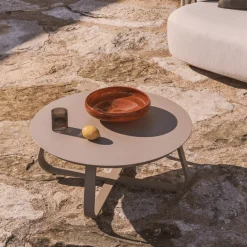 Kave Home Outdoor Salontafel Tamaris Aluminium Taupe Ø48cm