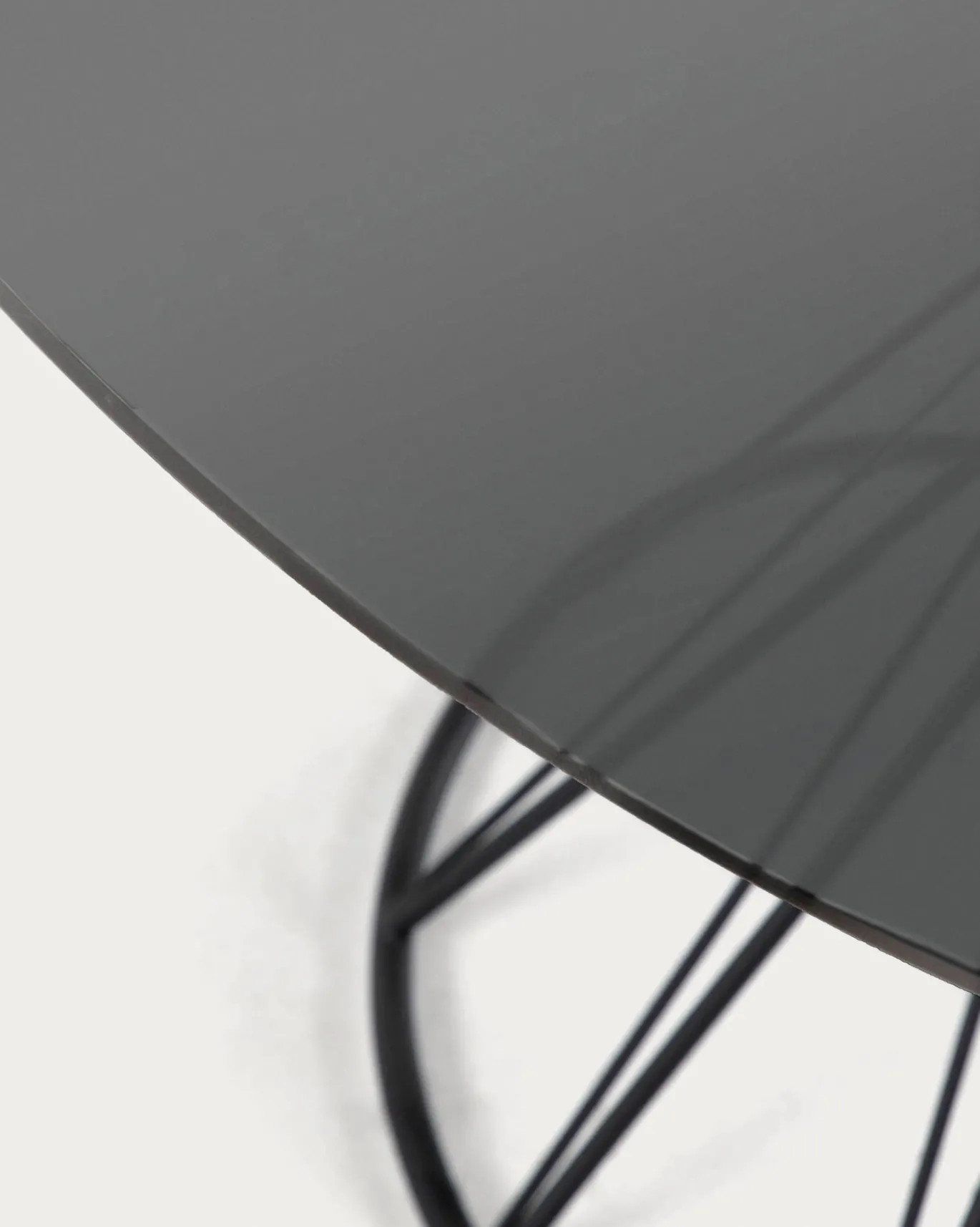Kave Home Ronde Glazen Tafel Niut Zwart Ø120cm