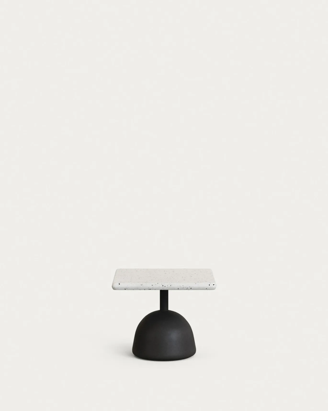 Kave Home Salontafel Saura Wit Terrazzo en Zwart Cementen Voet 44x44x35cm