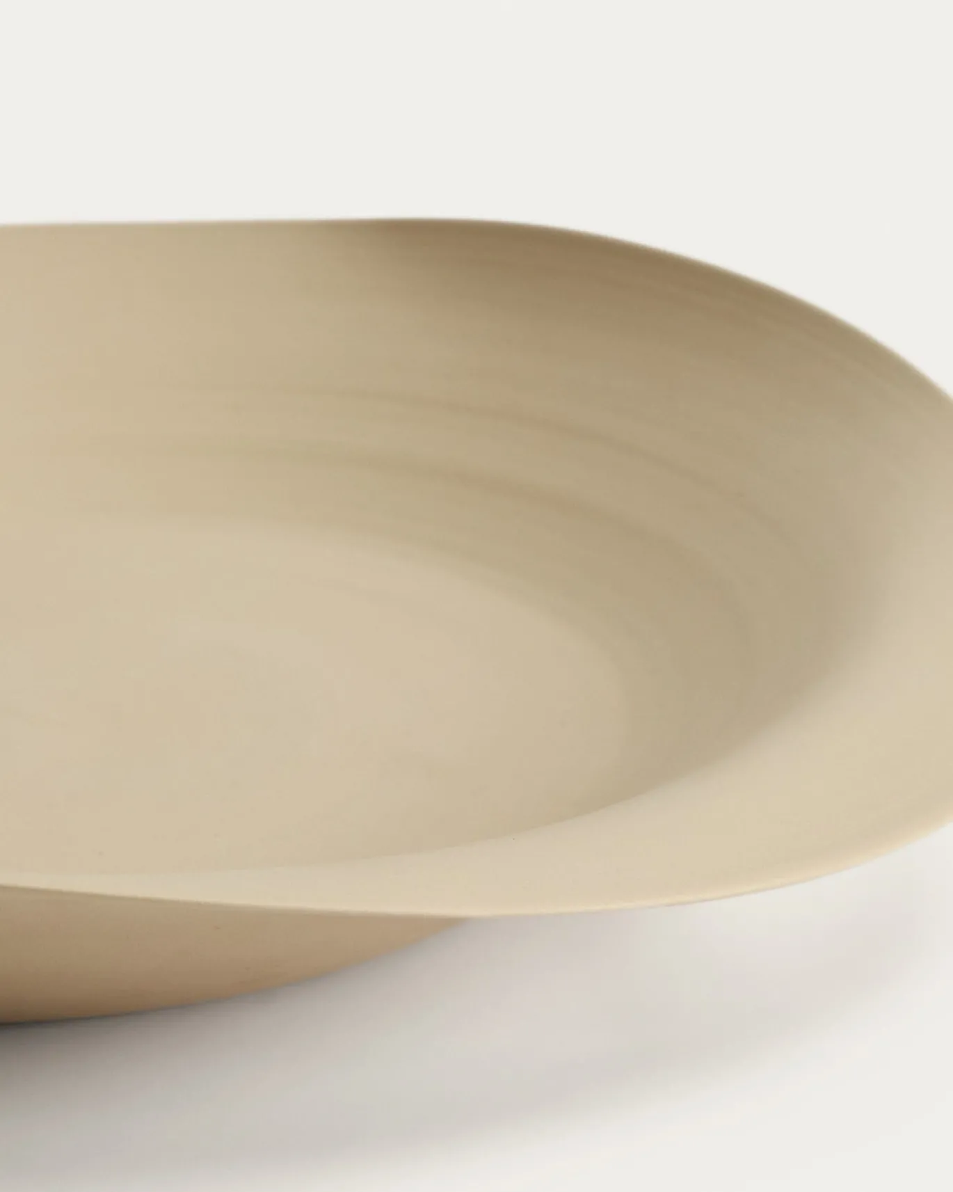 Kave Home Schaal Ebenor Midden Beige Keramiek Ø53cm