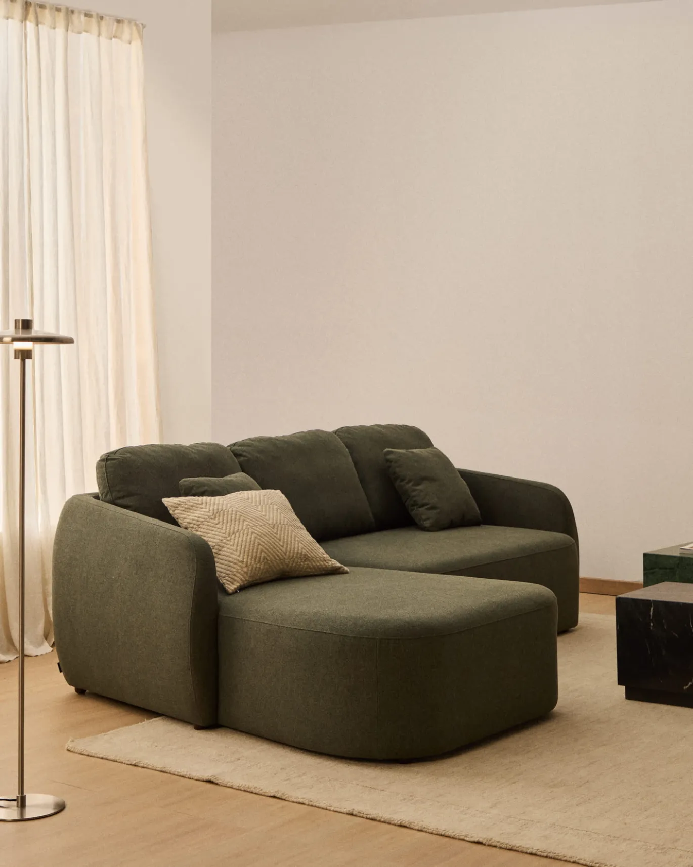 Kave Home Slaapbank Laira 3-Zits Chaise Longue Links Donkergroen 246cm