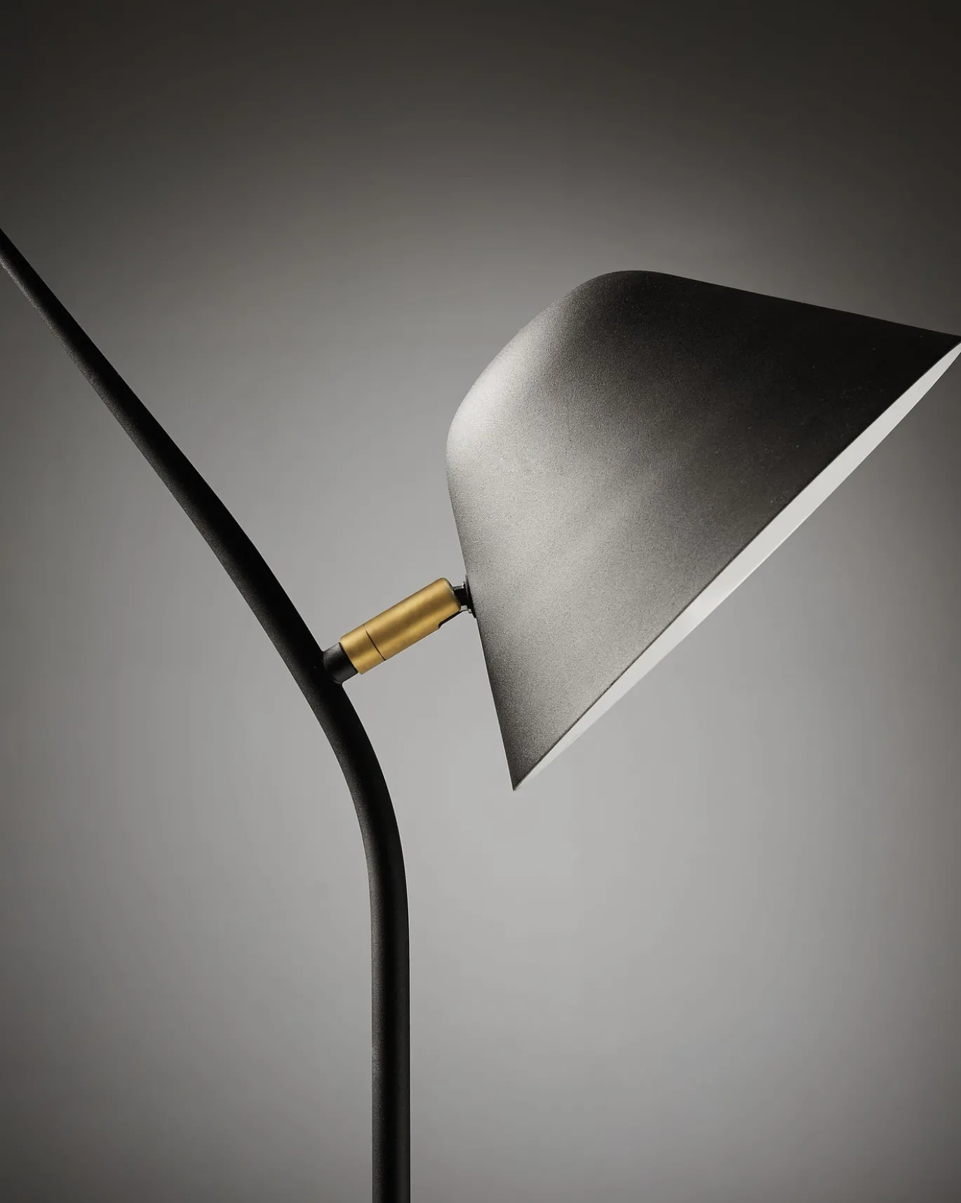 Kave Home Staande Lamp Aurelia Zwart