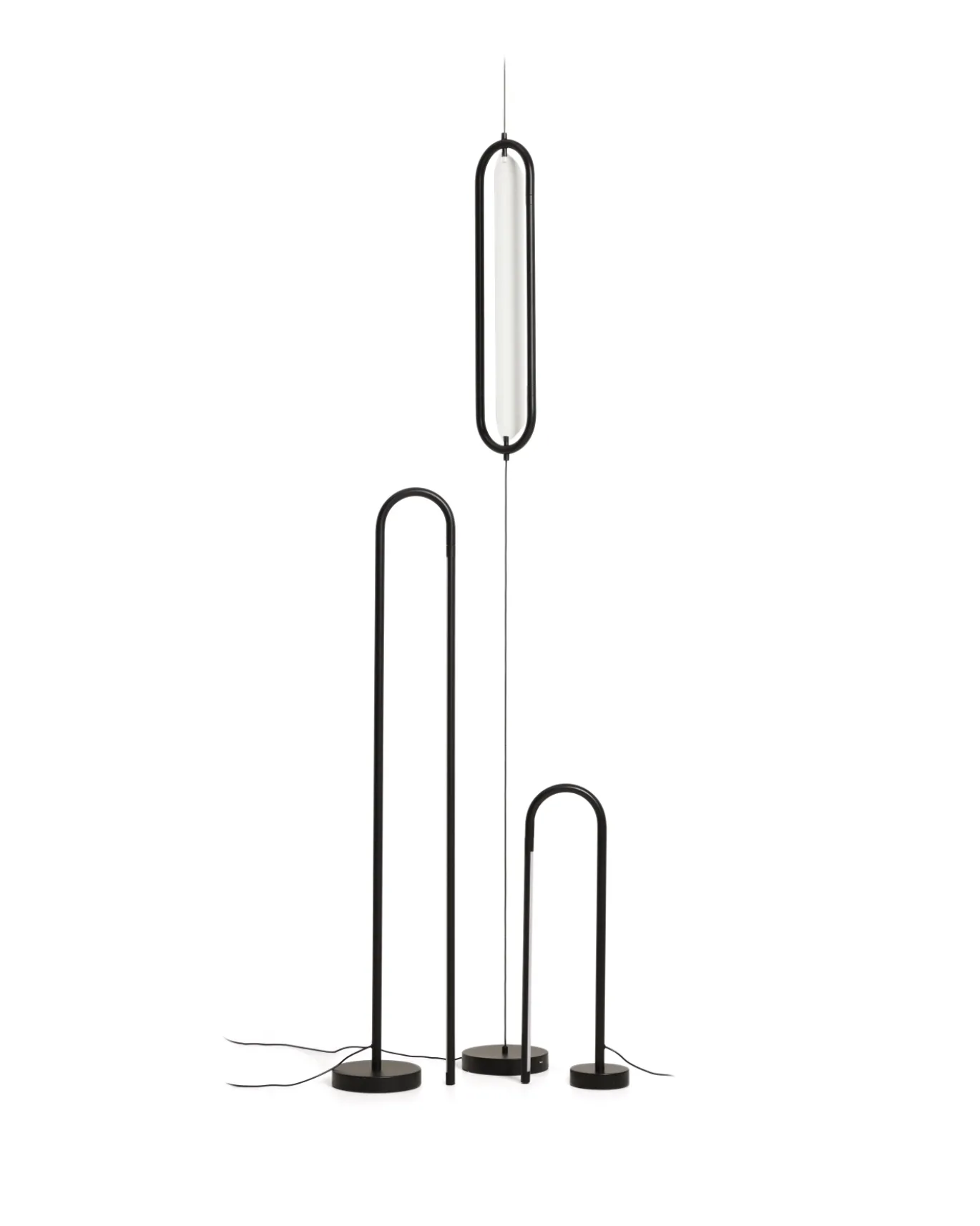 Kave Home Staande Lamp Bow Zwart Aluminium