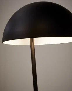 Kave Home Staande Lamp Catlar Essenhout Zwart