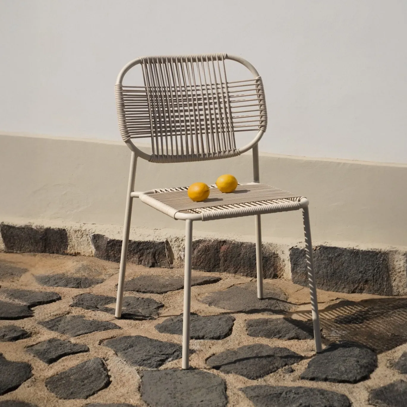 Kave Home Stapelbare Tuinstoel Talaier Touw Beige