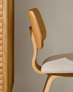 Kave Home Stoel Gena Beige Chenille met Eikenfineer en Rubberhout