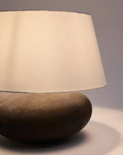 Kave Home Tafellamp Nessi Metaal Zwart Terracotta