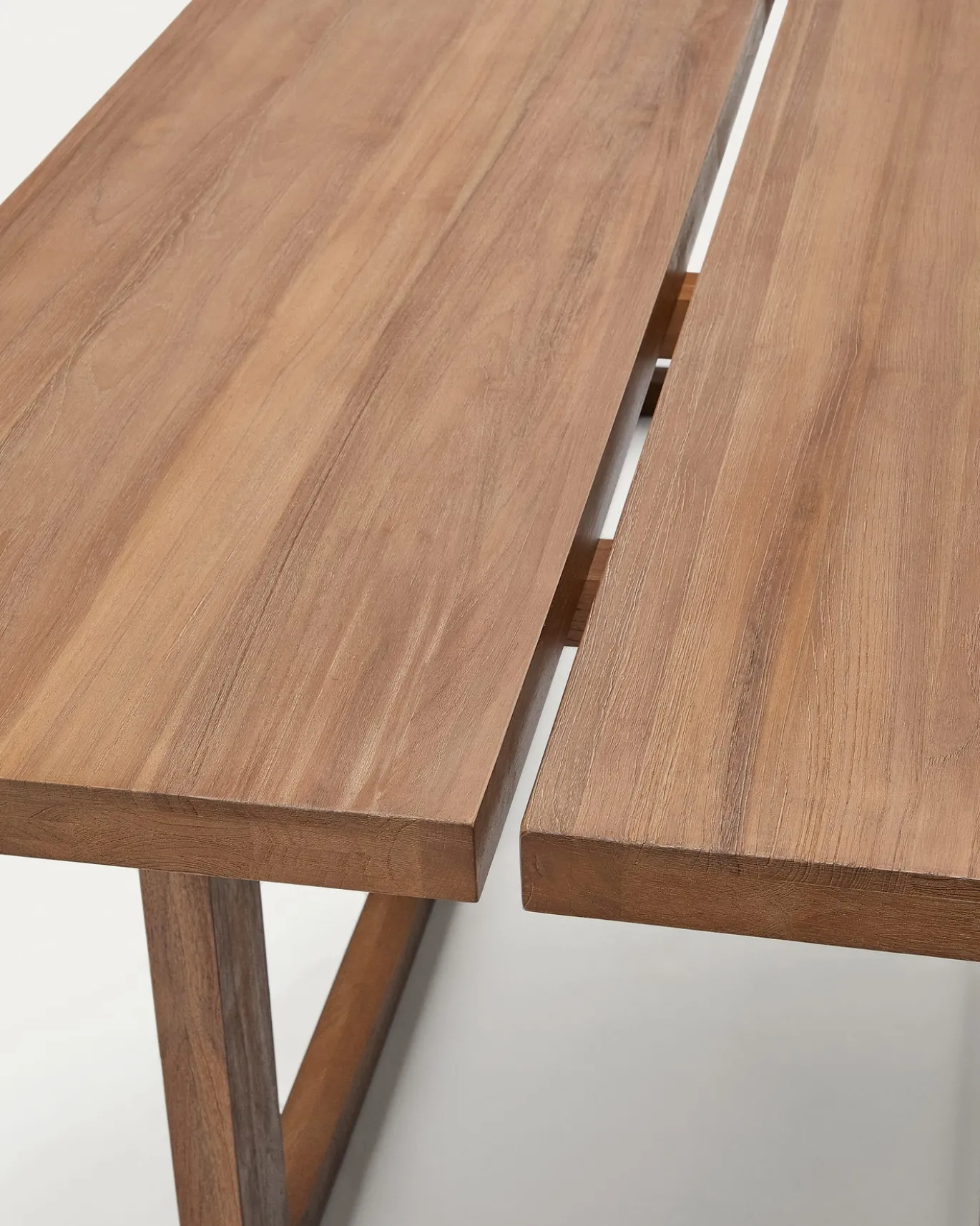 Kave Home Tafel Sashi Massief Teakhout 220x100cm