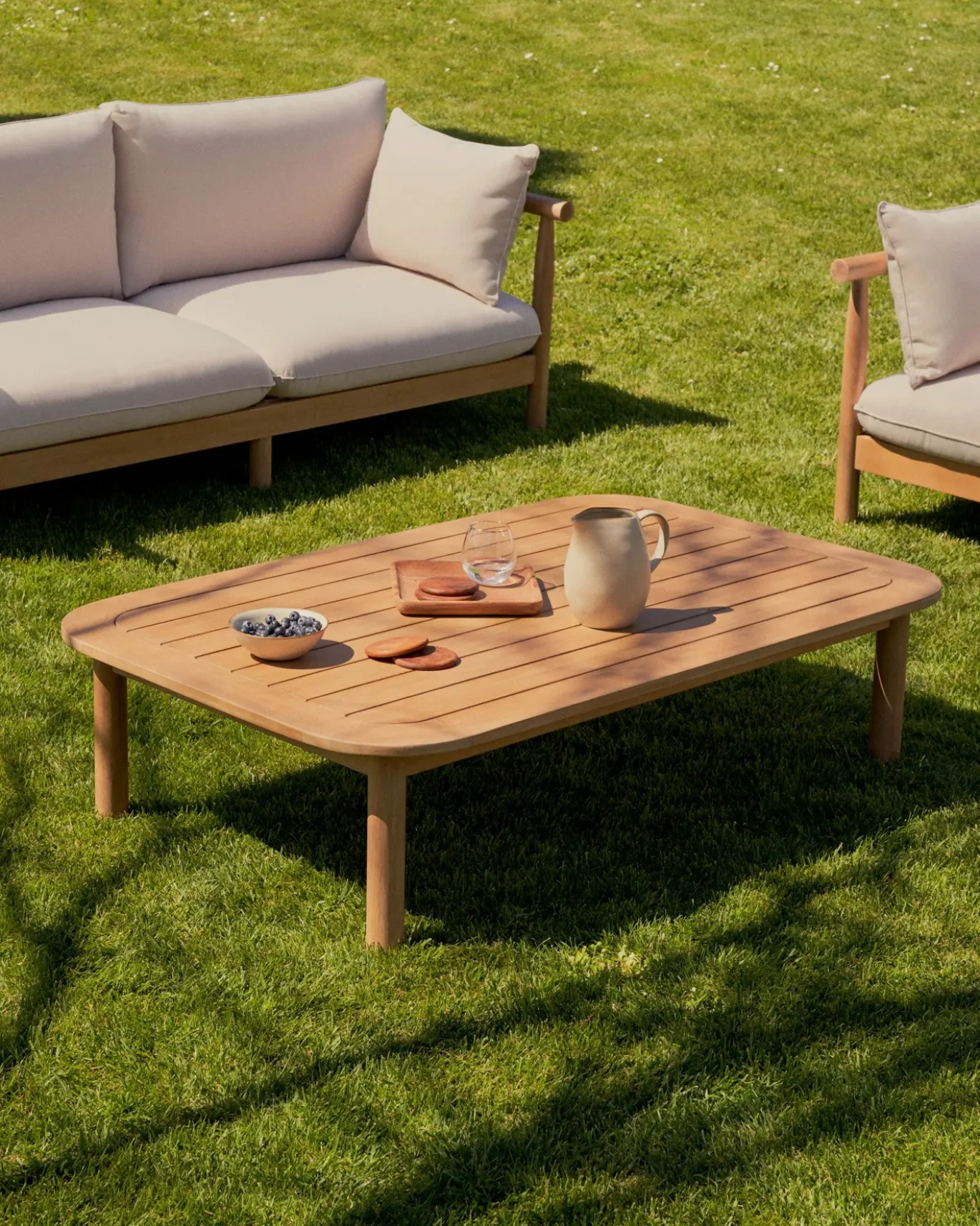 Kave Home Tuinset Sacova Massief Eucalyptushout