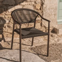 Kave Home Tuinstoel Livadia Stapelbaar Bruin