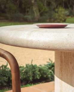 Kave Home Tuintafel Drasi Travertin ø122 cm