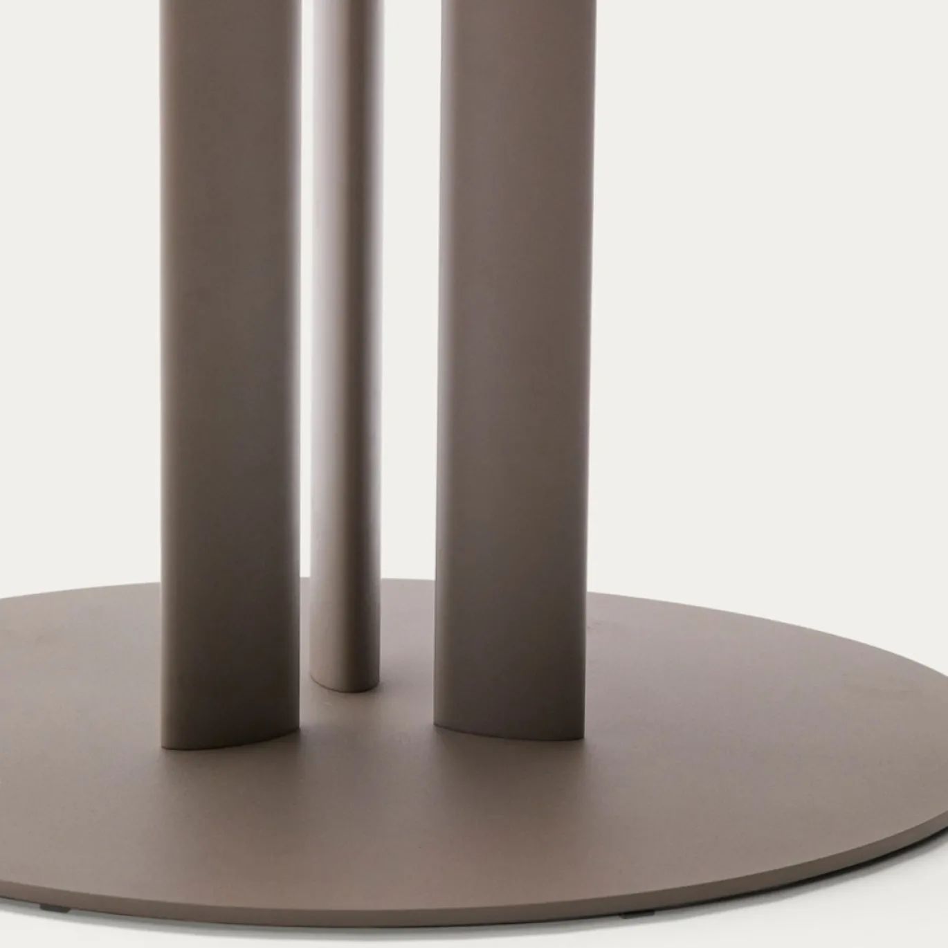 Kave Home Tuintafel Sedalis Taupe Ø80cm