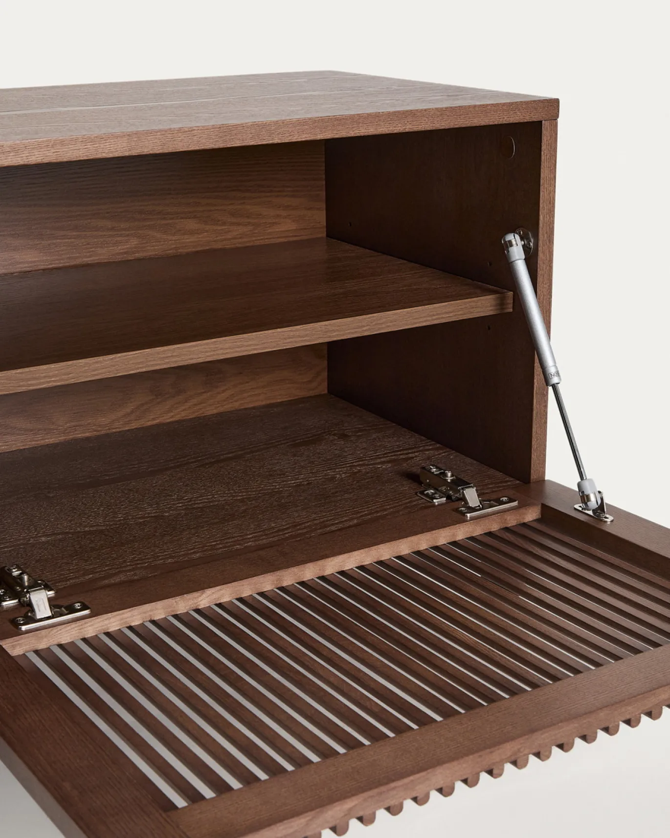 Kave Home Tv-meubel Beyla Essenfineer Walnoot 180x49,5cm