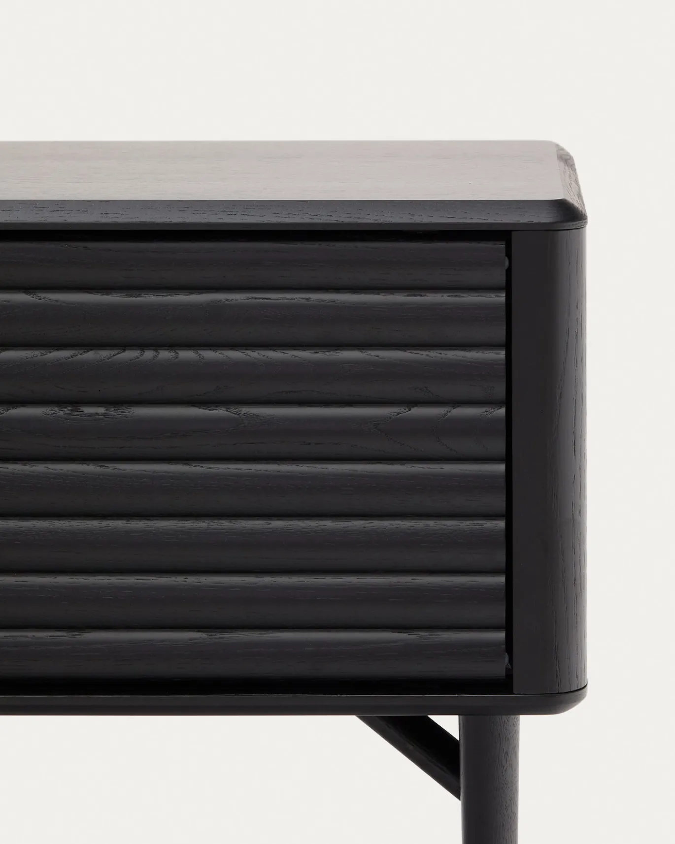 Kave Home Tv-meubel Lenon Massief Hout Zwart Eikenfineer 200x57cm