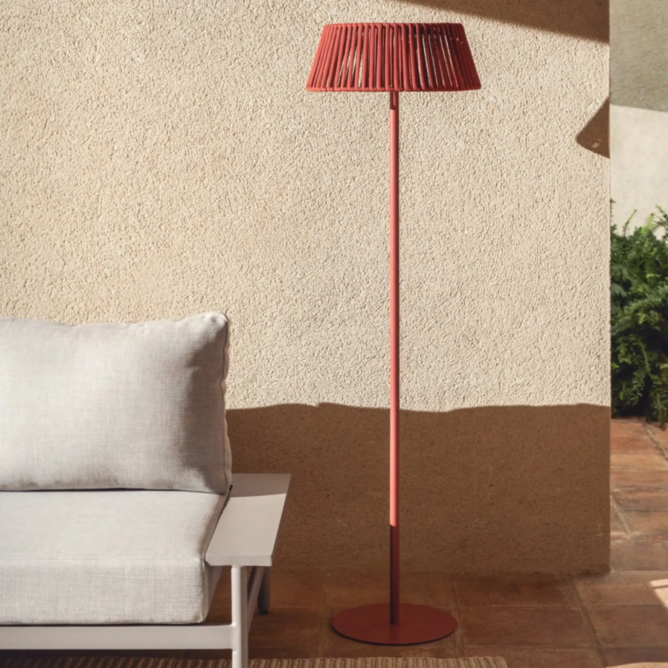 Kave Home Vloerlamp Aldet Outdoor Touw Metaal Terracotta Ø46cm