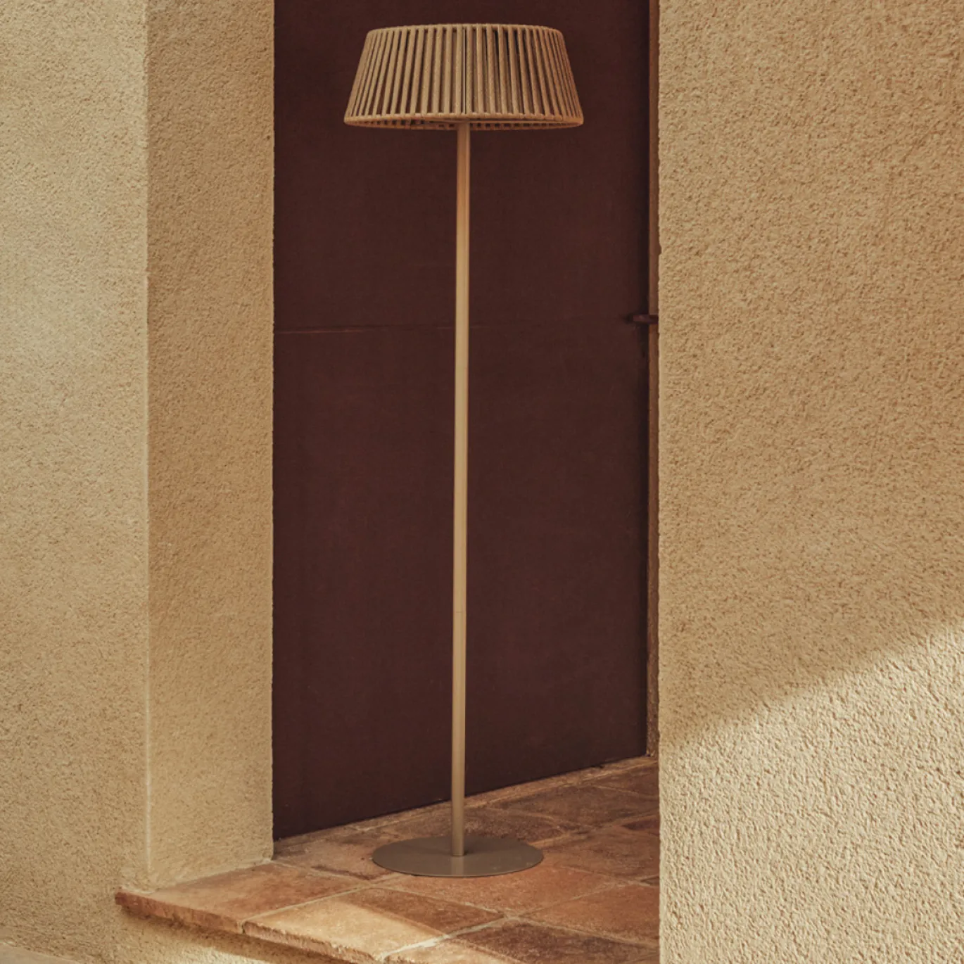 Kave Home Vloerlamp Aldet Outdoor Touw Metaal Beige Ø46cm