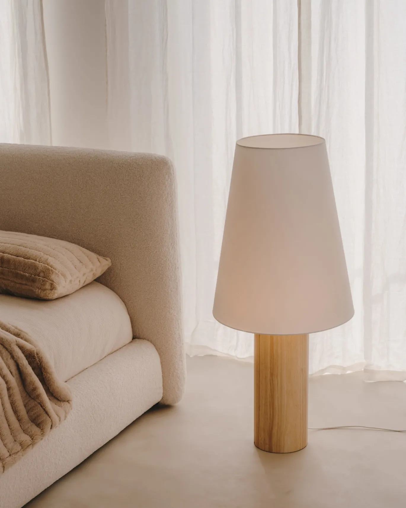 Kave Home Vloerlamp Marga Massief Hout Naturel