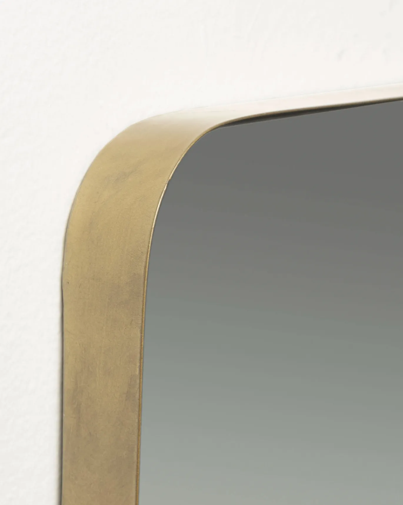 Kave Home Wandspiegel Marco Goudkleurig Metaal 30x100cm