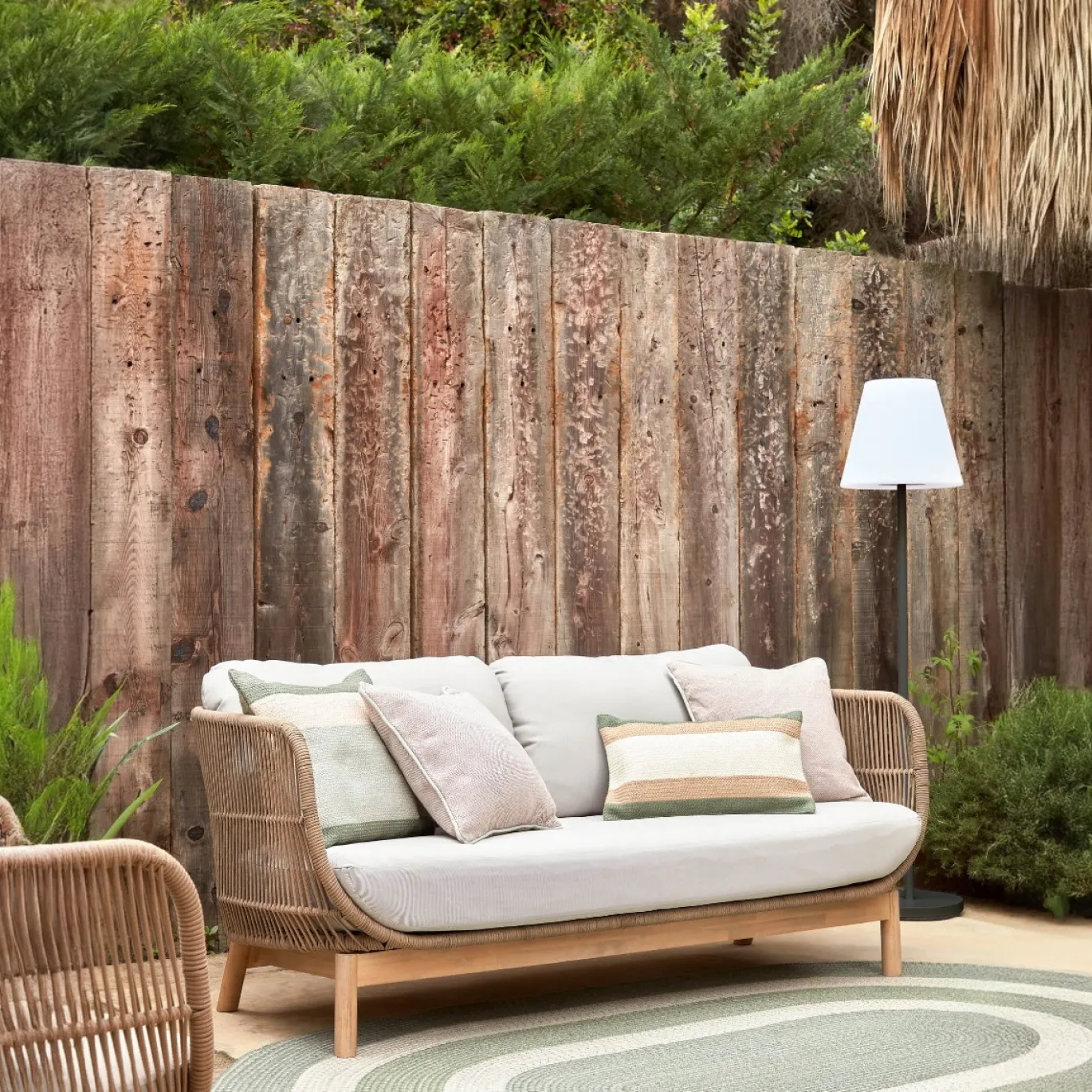Kave Home 3-zitsbank Catalina Beige Massief Acaciahout 170cm