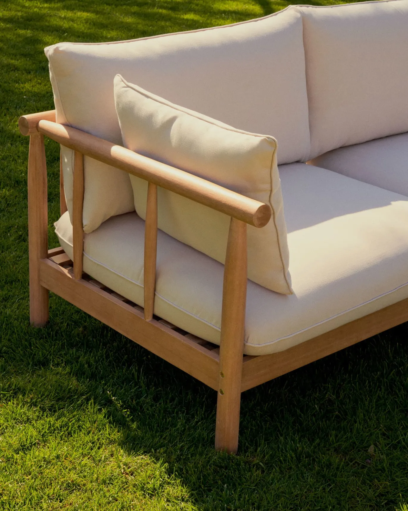 Kave Home 2-zitsbank Sacova Massief Eucalyptushout 195cm