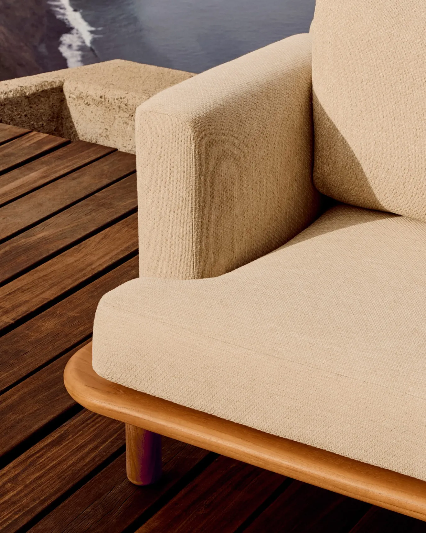 Kave Home 3-zitsbank Turqueta Massief Teakhout 230cm