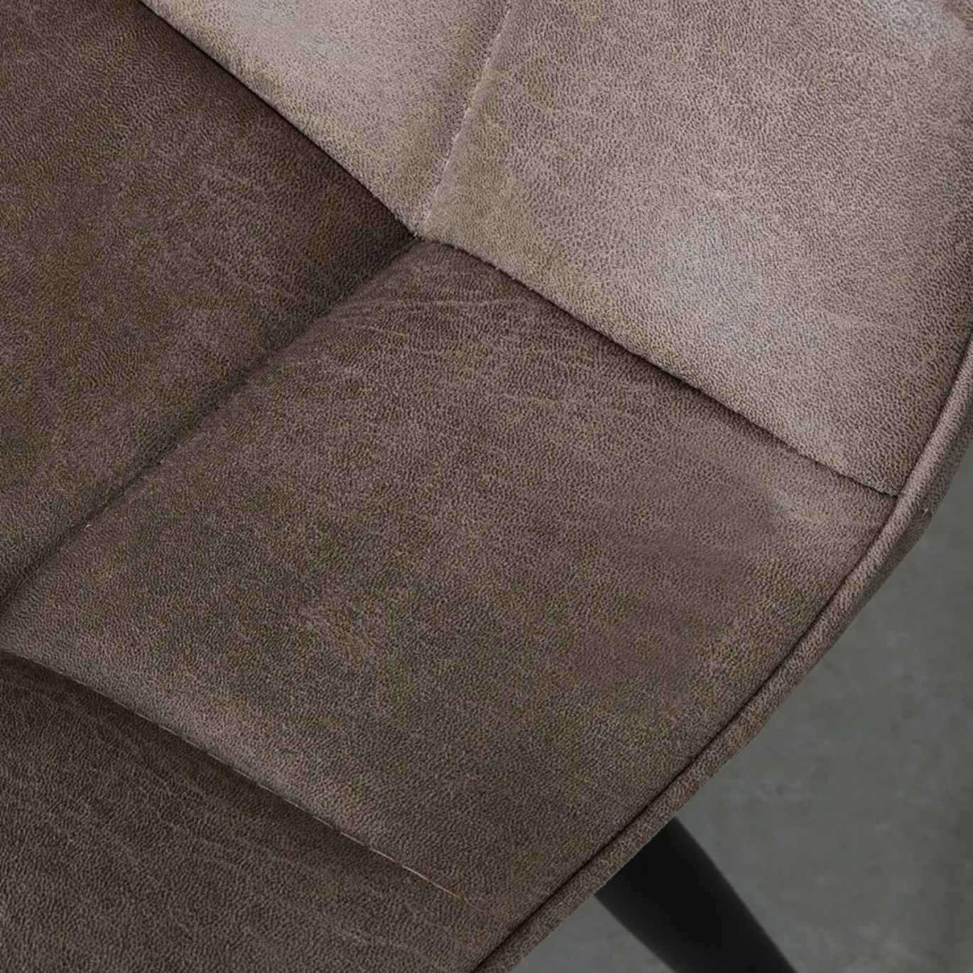 LABEL51 Eetkamerstoel Bistro Micro Suède Taupe